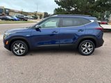 Used 2022 Kia Seltos EX image 4