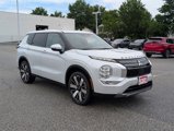 New 2025 Mitsubishi Outlander SE image 2