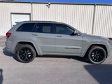 Used 2021 Jeep Grand Cherokee Laredo X image 4