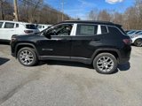 New 2024 Jeep Compass Latitude w/ Sun and Sound Group image 3