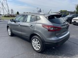 Used 2021 Nissan Rogue Sport SV image 3