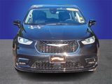 Used 2024 Chrysler Pacifica Select image 2