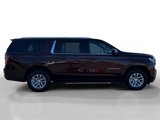 Used 2023 Chevrolet Suburban LT image 6