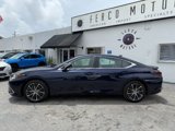 Used 2024 Lexus ES 300h w/ Premium Package image 2