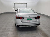 Used 2022 Nissan Altima 2.5 SV w/ SV Premium Package image 6