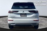 New 2025 Mitsubishi Outlander SE image 4
