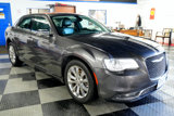 Used 2017 Chrysler 300 C image 4
