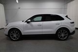Used 2024 Porsche Cayenne image 2