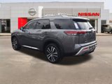 New 2025 Nissan Pathfinder Platinum w/ Black Appearance Package image 5