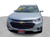 Used 2021 Chevrolet Traverse LT image 2