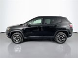 Used 2024 Jeep Compass Trailhawk image 3