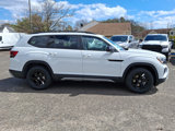 New 2025 Volkswagen Atlas Peak Edition SE image 4