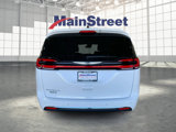 New 2025 Chrysler Pacifica Select image 3