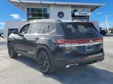 New 2025 Volkswagen Atlas SE image 3