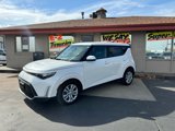 Used 2023 Kia Soul LX image 3