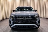 New 2025 Volkswagen Atlas Peak Edition SE image 2