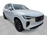 New 2025 Volvo XC90 B5 Plus w/ Protection Package Premier image 2
