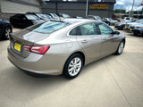Used 2022 Chevrolet Malibu LT image 3