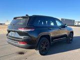 New 2025 Jeep Grand Cherokee Altitude image 5