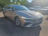 Used 2024 Hyundai Elantra SEL image 4