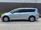Used 2019 Chrysler Pacifica Touring-L image 2