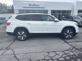 New 2025 Volkswagen Atlas SE image 4