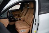 Used 2025 Porsche Macan image 5