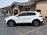 Used 2020 Kia Sportage LX image 3