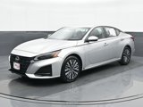 Used 2023 Nissan Altima 2.5 SV image 2