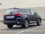 Used 2019 Mitsubishi Outlander SE image 5