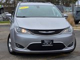Used 2017 Chrysler Pacifica Touring-L Plus image 3
