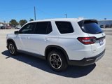 New 2025 Honda Pilot EX-L image 4