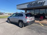 Used 2021 Jeep Cherokee Latitude Lux image 4