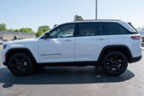 Used 2023 Jeep Grand Cherokee Limited w/ Black Appearance Package image 4
