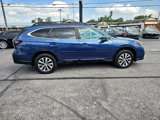 Used 2020 Subaru Outback Premium image 5