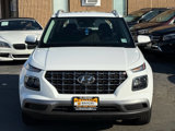 Used 2024 Hyundai Venue SEL image 2