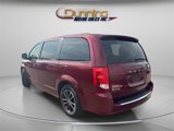 Used 2018 Dodge Grand Caravan GT image 2
