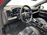 Used 2025 Porsche Cayenne image 4