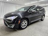 Used 2017 Chrysler Pacifica Limited w/ UConnect Theater Package image 4