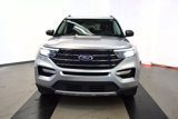 Used 2024 Ford Explorer XLT w/ Equipment Group 202A image 3