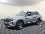 New 2025 Volkswagen Atlas SE image 2