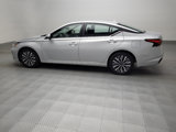 Used 2023 Nissan Altima 2.5 SV image 3