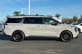 New 2025 Kia Carnival SX Prestige image 3