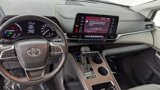 Used 2024 Toyota Sienna XLE image 4