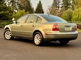 Used 2002 Volkswagen Passat GLS image 2