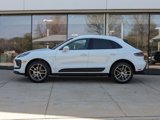 Used 2024 Porsche Macan image 2