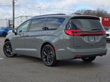 New 2025 Chrysler Pacifica Limited w/ Uconnect Theater Family Group image 5