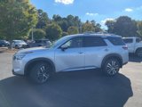 New 2025 Nissan Pathfinder Platinum image 4