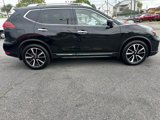 Used 2018 Nissan Rogue SL w/ Premium Package image 6