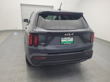 Used 2022 Kia Sorento LX image 6